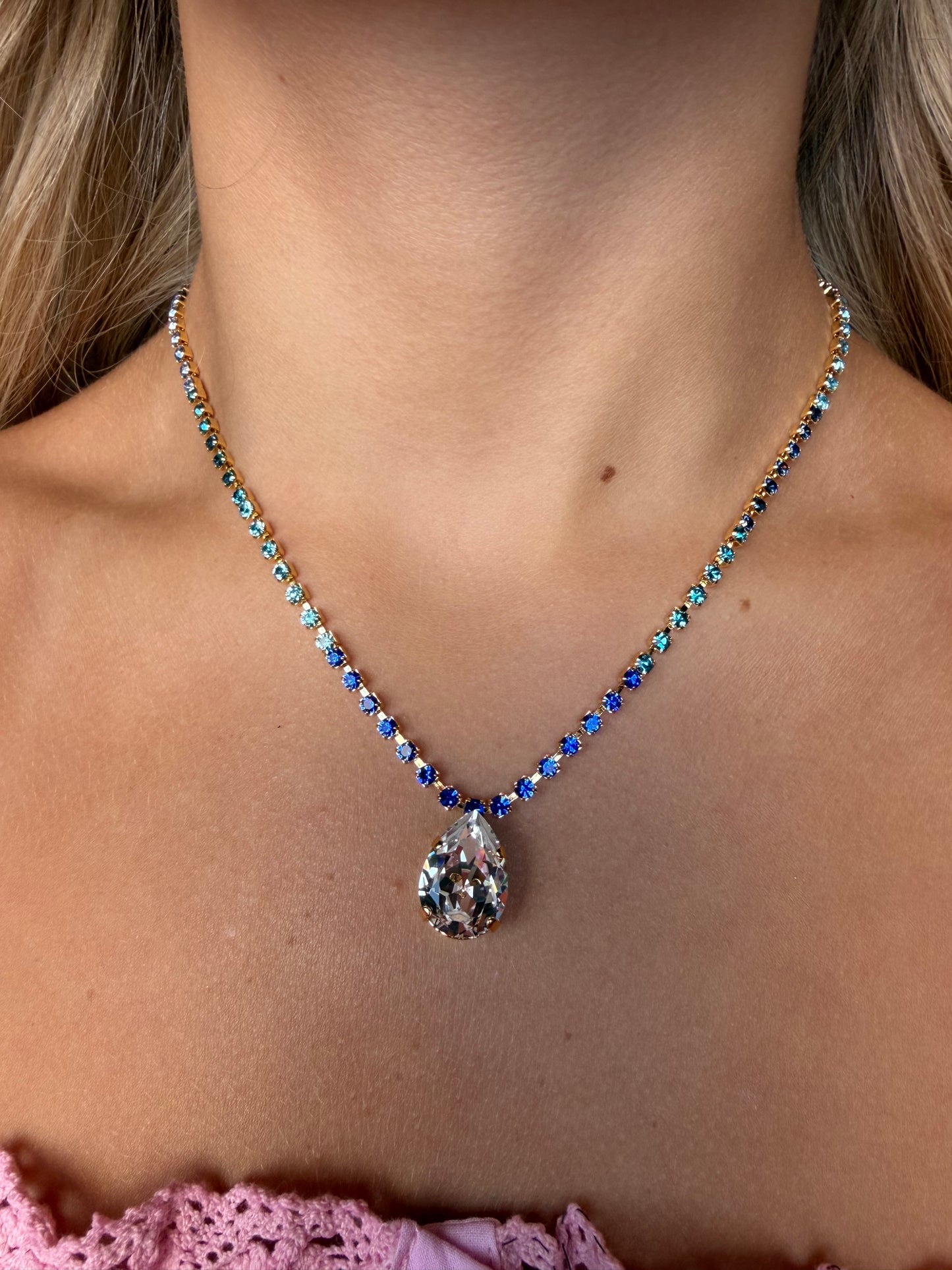 MILLI NECKLACE IN BLUES