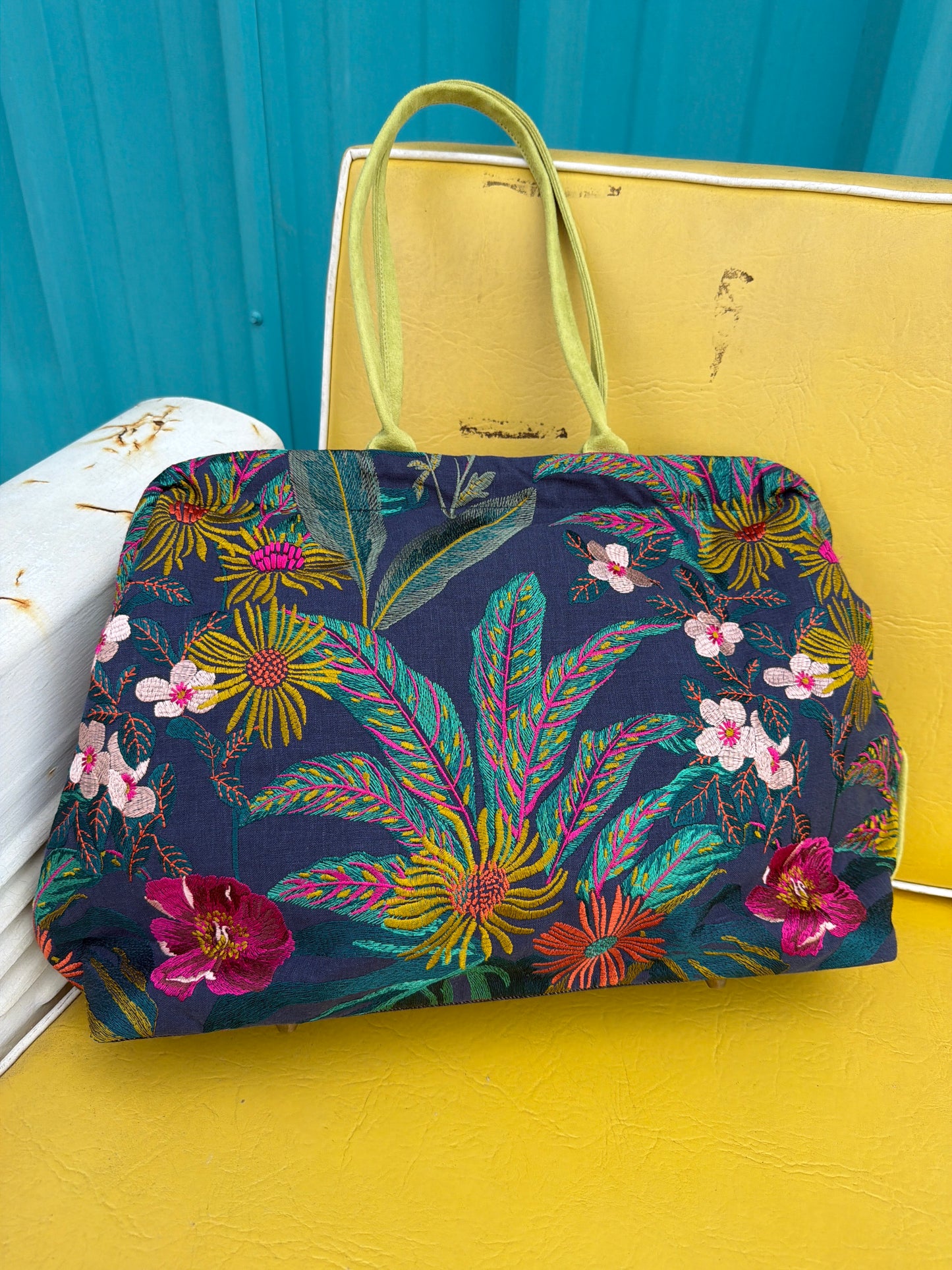 Flora Pioneer Tapestry Doctor Bag