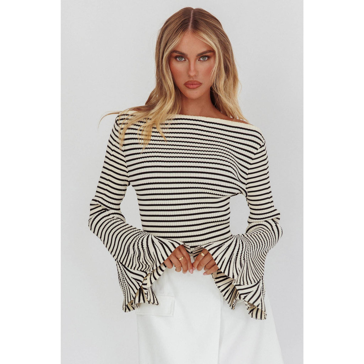 LONG SLEEVE STRIPED SWEATER