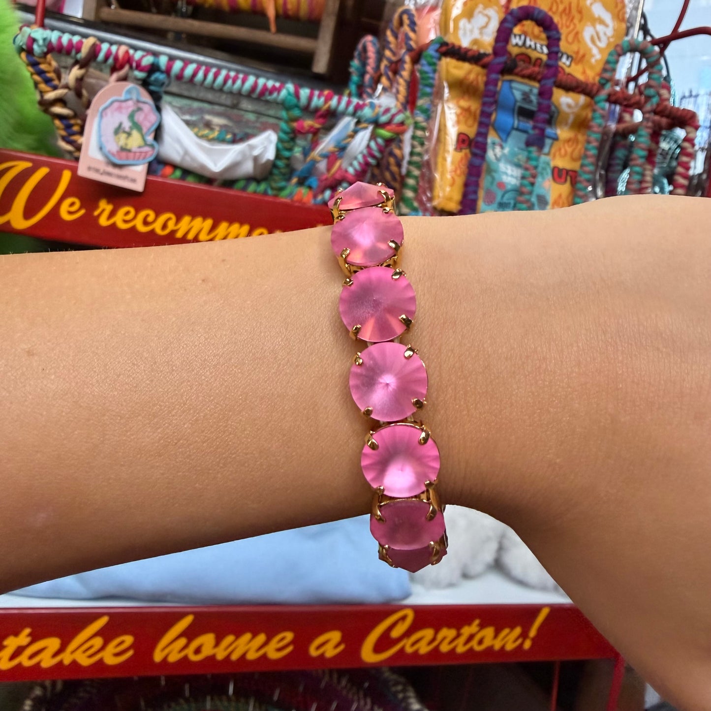 FROSTED PINK CROATIA STRETCH BRACELET
