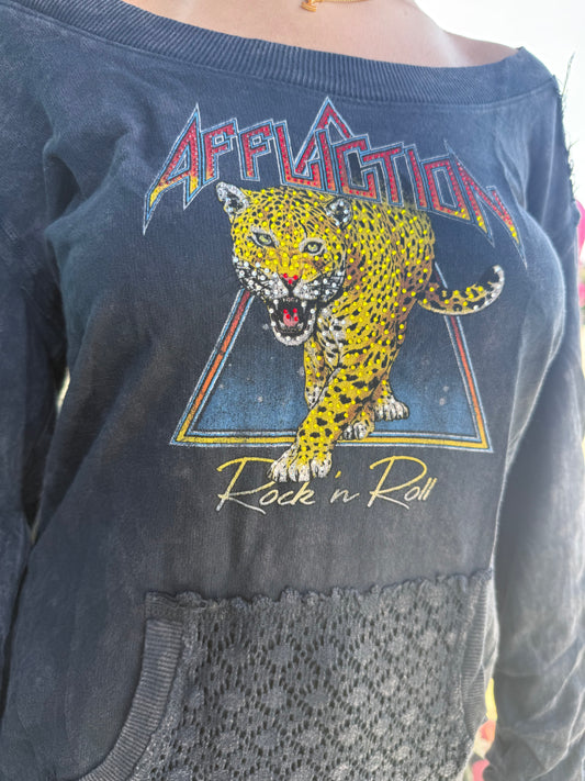 Leopard Rock LS Fleece
