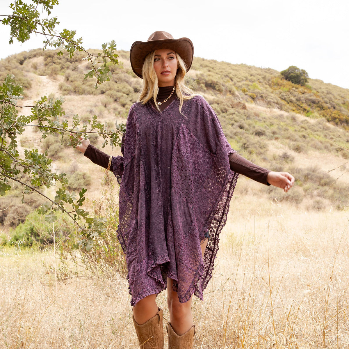 Boho Lace Embroidered V-Neck Asymmetrical Kaftan Top