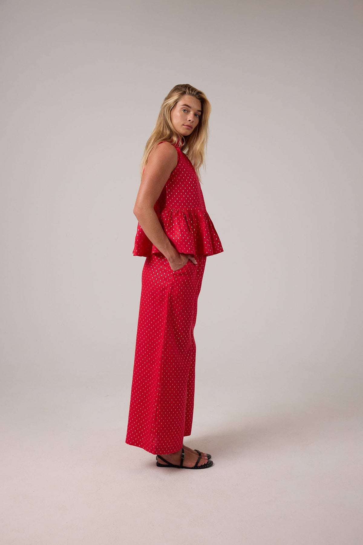 Daisy Linen Top - Red with Silver