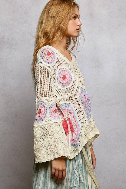 V-Neck Granny Circle Motif Scalloped Edge Crochet Top