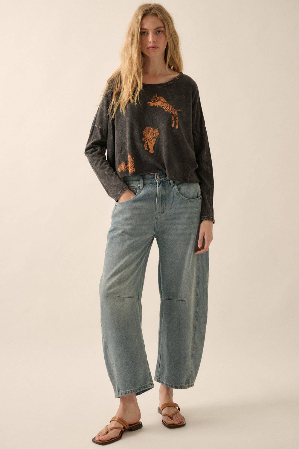 Trio Tigers Vintage-Wash Cropped Graphic Tee