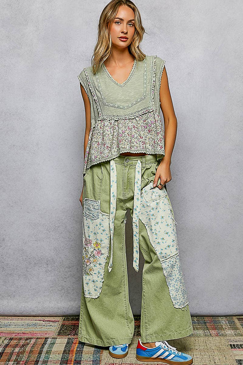 V-neck Floral Ruffle Sleeveless Top