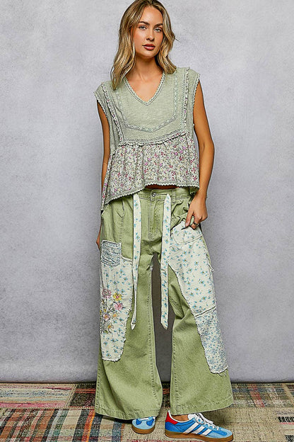 V-neck Floral Ruffle Sleeveless Top