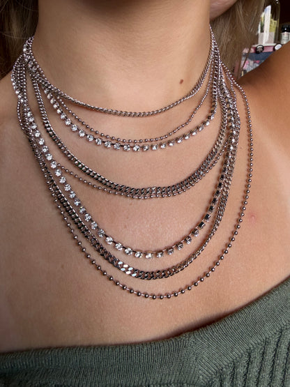 WENDY SHORT NECKLACE IN SILVER