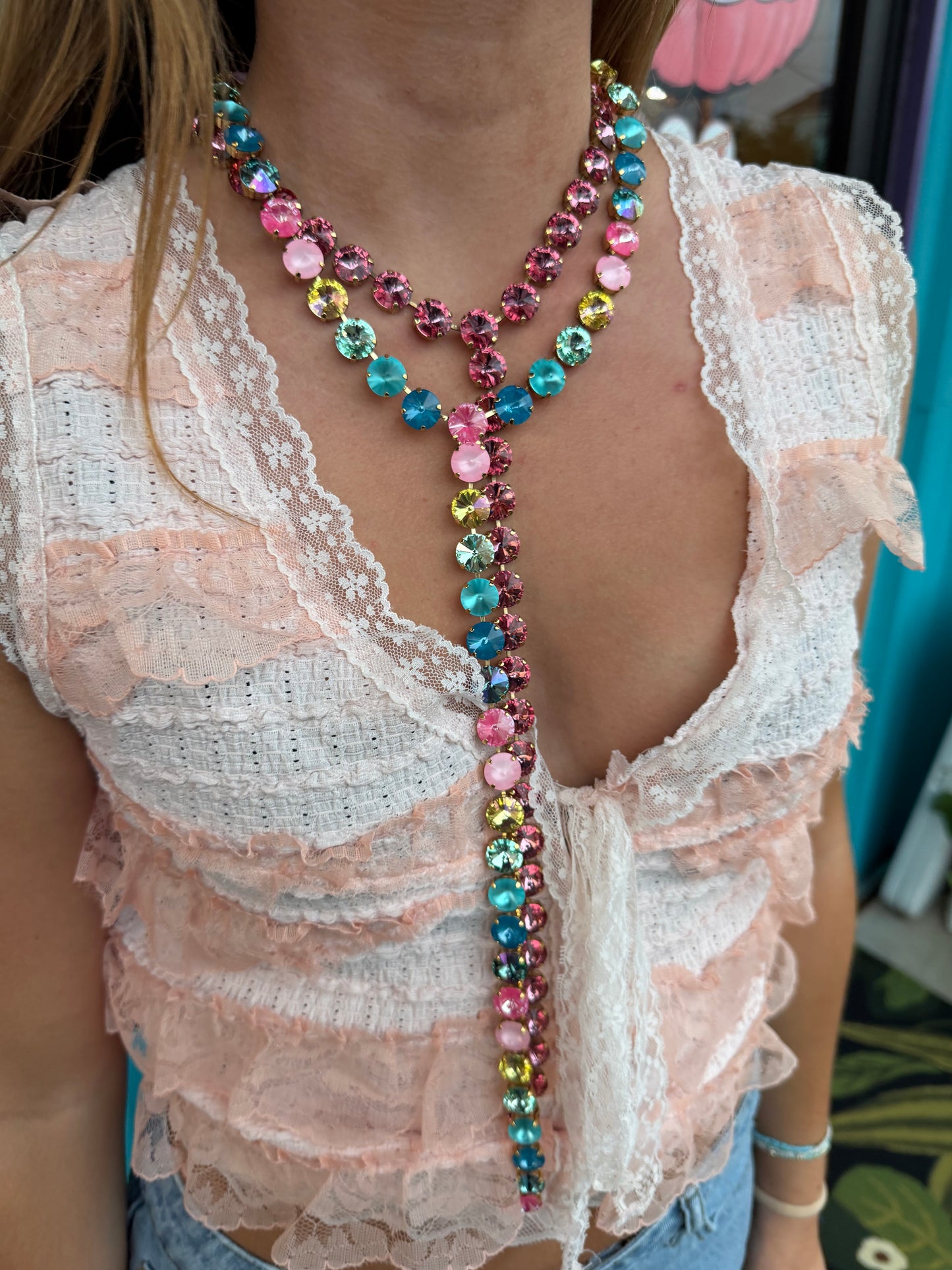 THE NEW "LA NECKLACES"