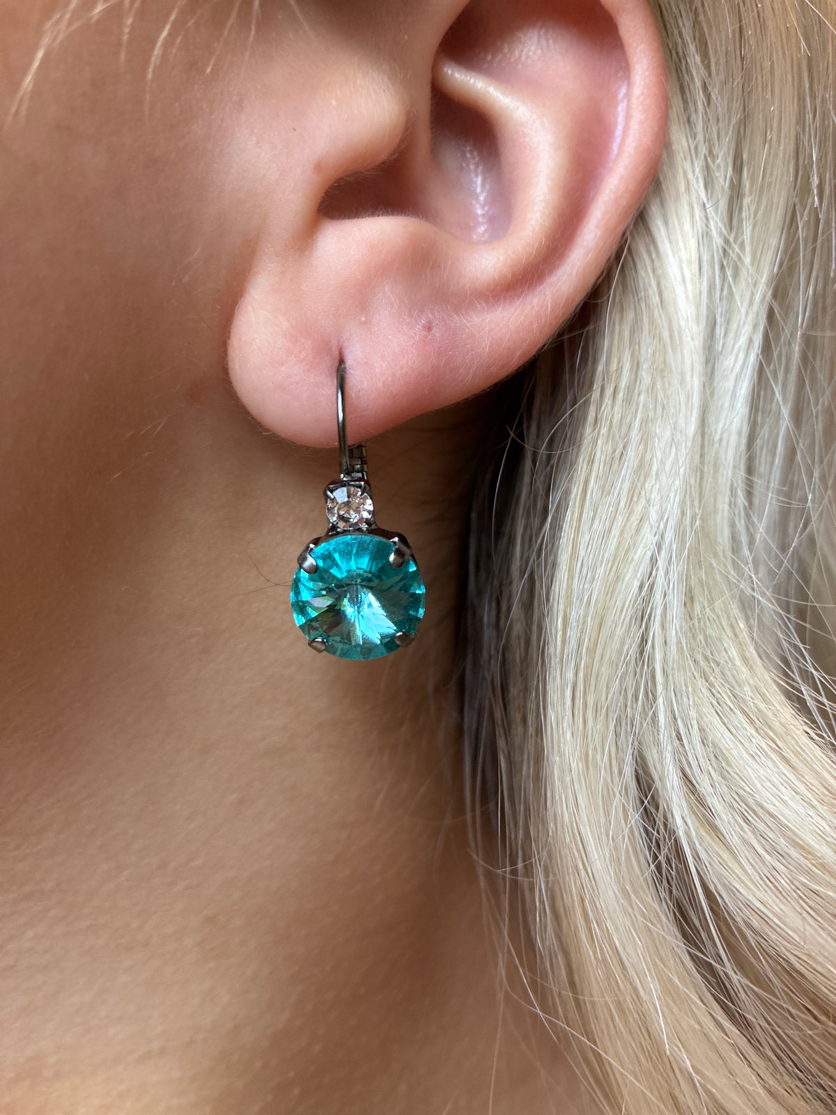 WETSTONE Hook Earring in Aqua Marine