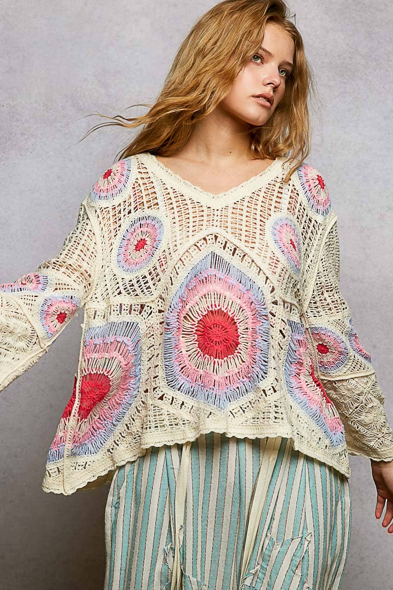 V-Neck Granny Circle Motif Scalloped Edge Crochet Top