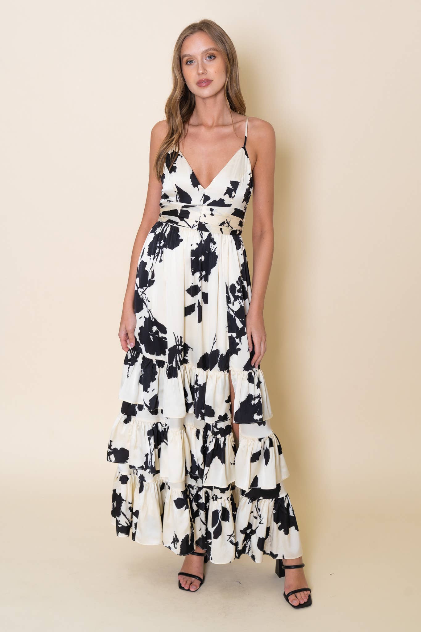 FLORAL V NECK MAXI TIERED RUFFLE DRESS