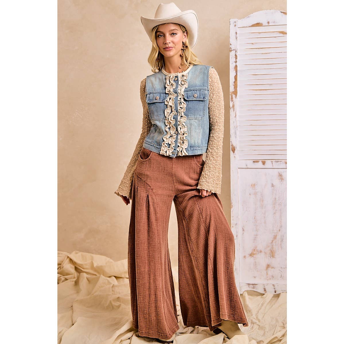 WOMEN WASHED DENIM RUFFLE LAYERING VEST