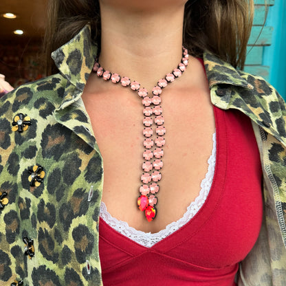 Split Necklace in Smutt / Flamingo Ignite