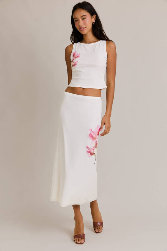 SLEEVELESS BOAT NECK FLOWERS PRINTED MESH TOP