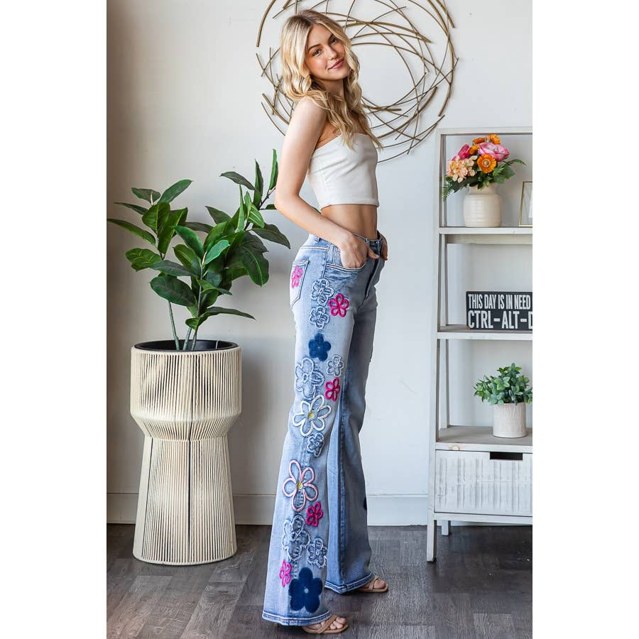 WASHED FLOWER EMBROIDERY DENIM PANTS