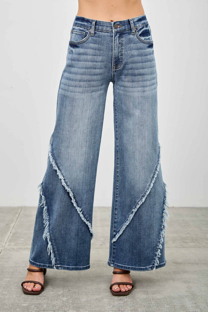 P8212M-MID RISE WIDE FRAYED SEAM