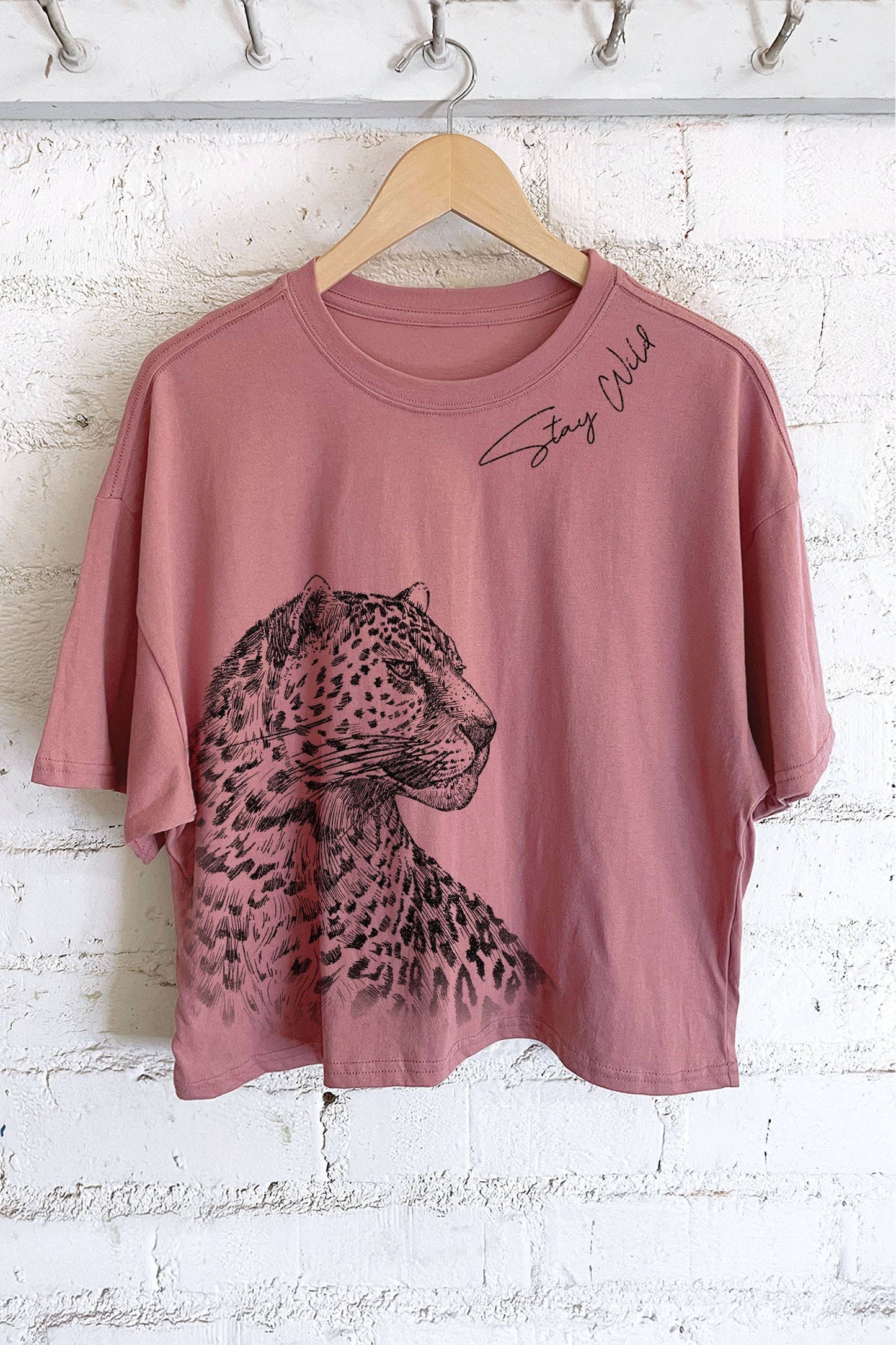 STAY WILD LEOPARD GRAPHIC LONG CROP TOP