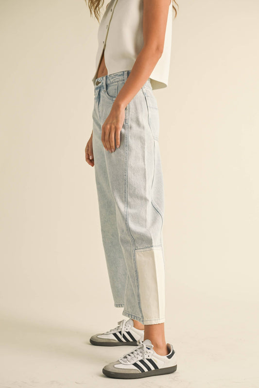 Lightwash Denim Barrel Jeans