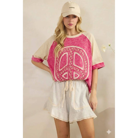 PEACE SIGN PATCH TEE