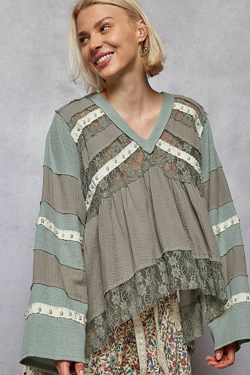 V-neck double gauze lace detail A-line woven top