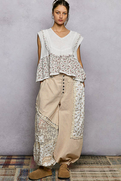 V-neck Floral Ruffle Sleeveless Top