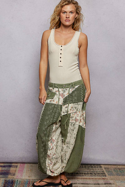 Lace Trim Knit Tank Top
