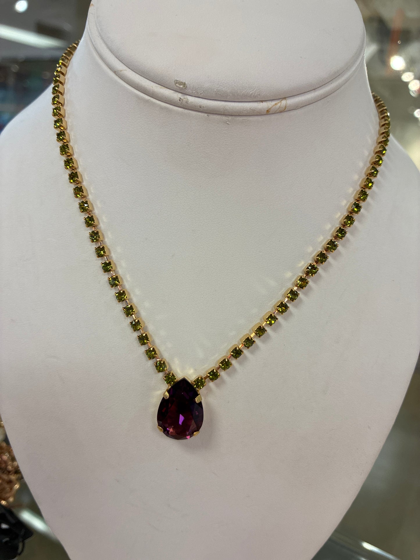 Milli Plum Necklace