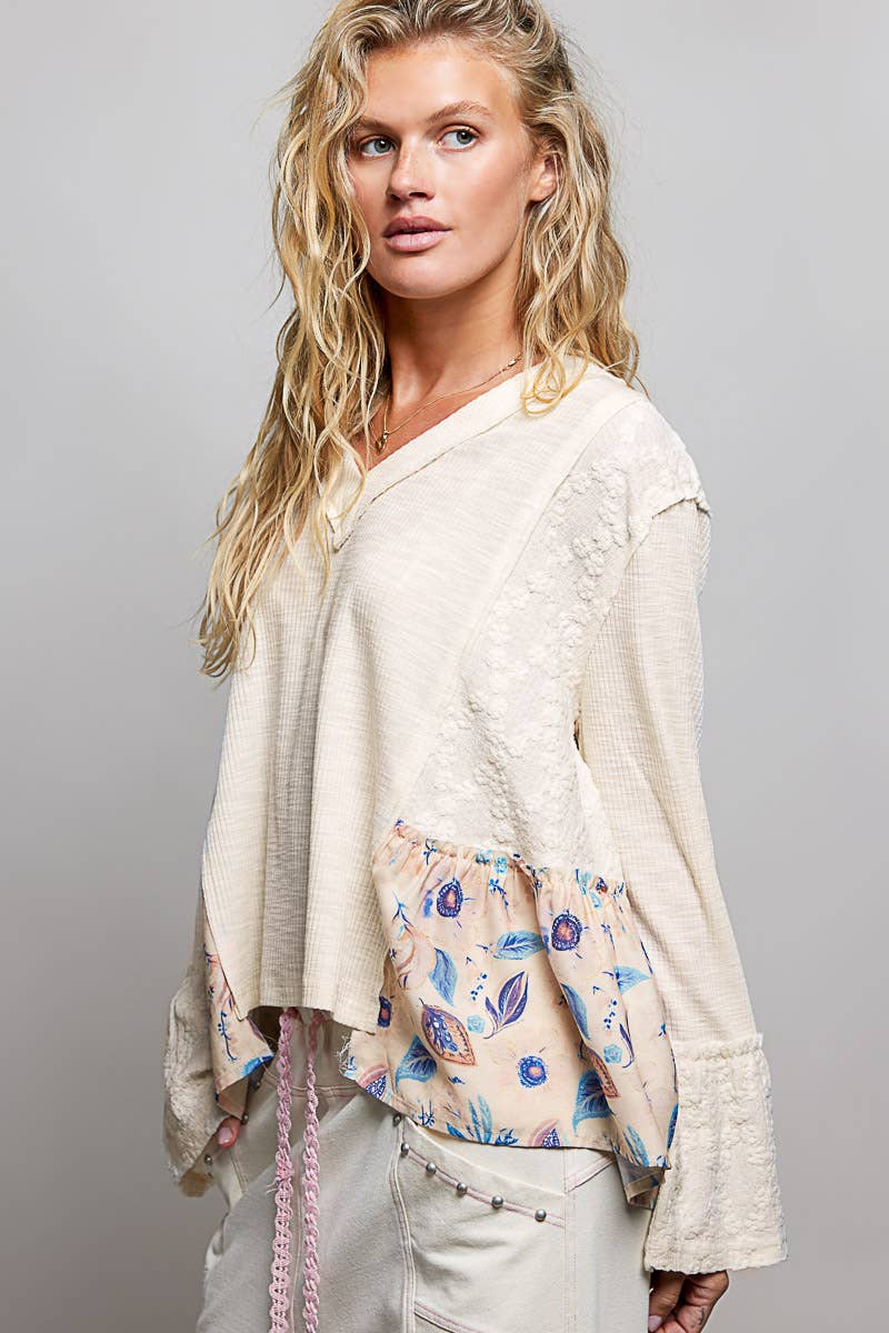 Ribbed Floral Lace Accent Ruffle Trim V-Neck Top