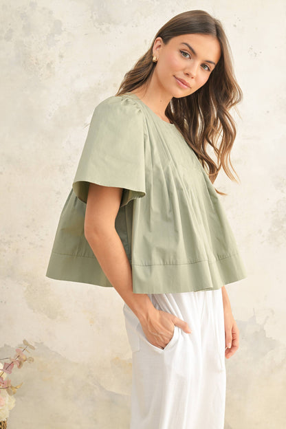 PLEATED DETAIL SHORT SLEEVE BLOUSE