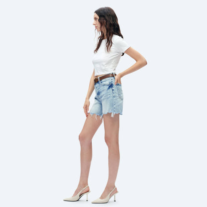 HIGH RISE DENIM SHORTS WITH FRAYED HEM