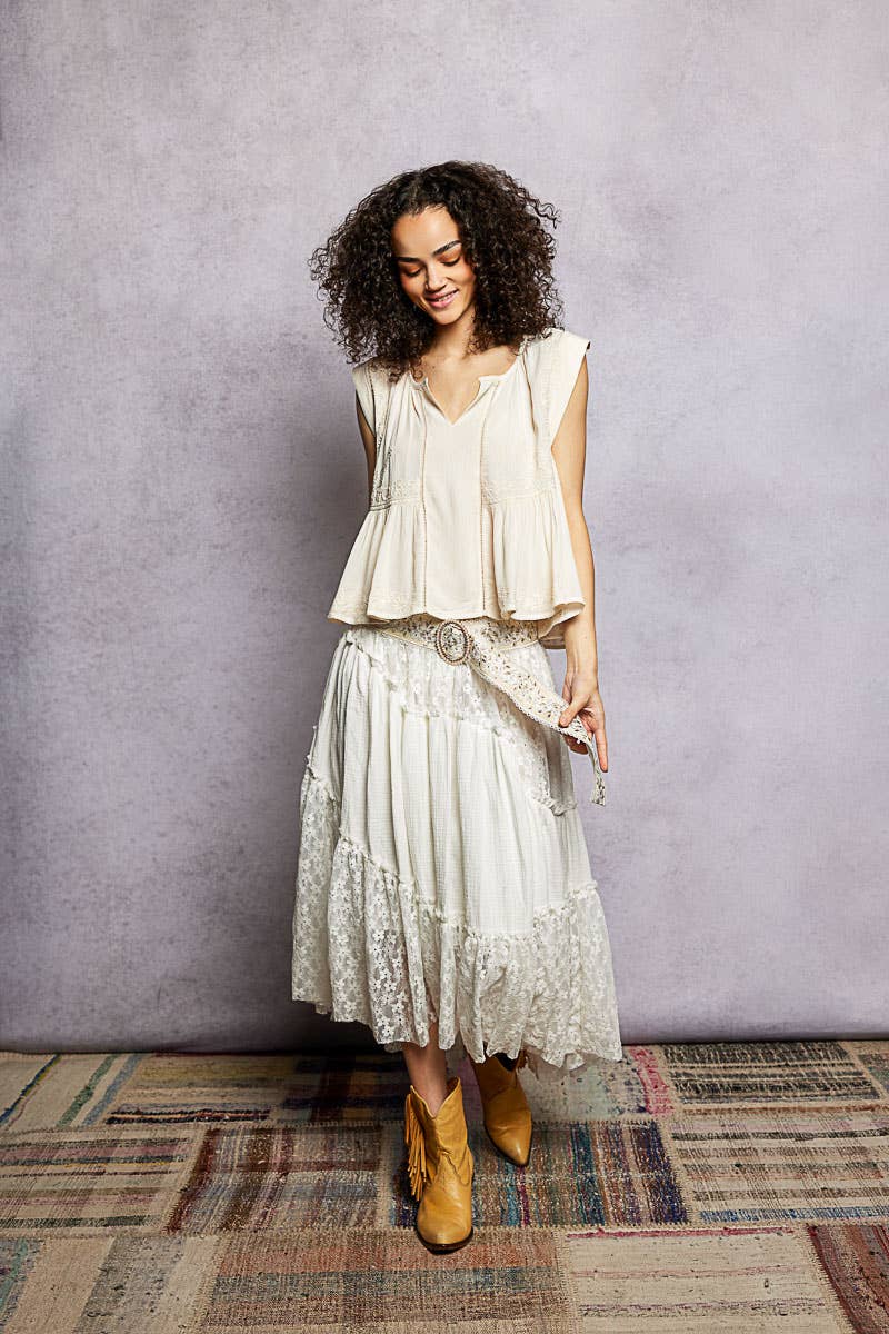 Embroidered Floral Lace Belt with Pearls