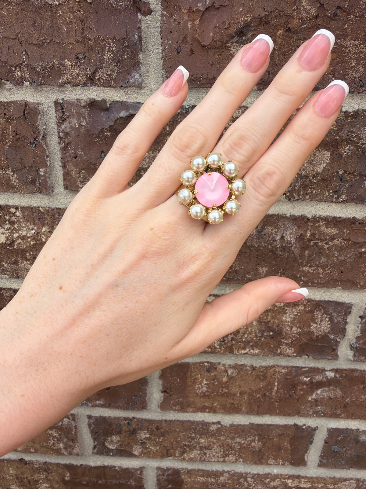 TWIGGY RING ULTRA PETAL PINK W PEARLS