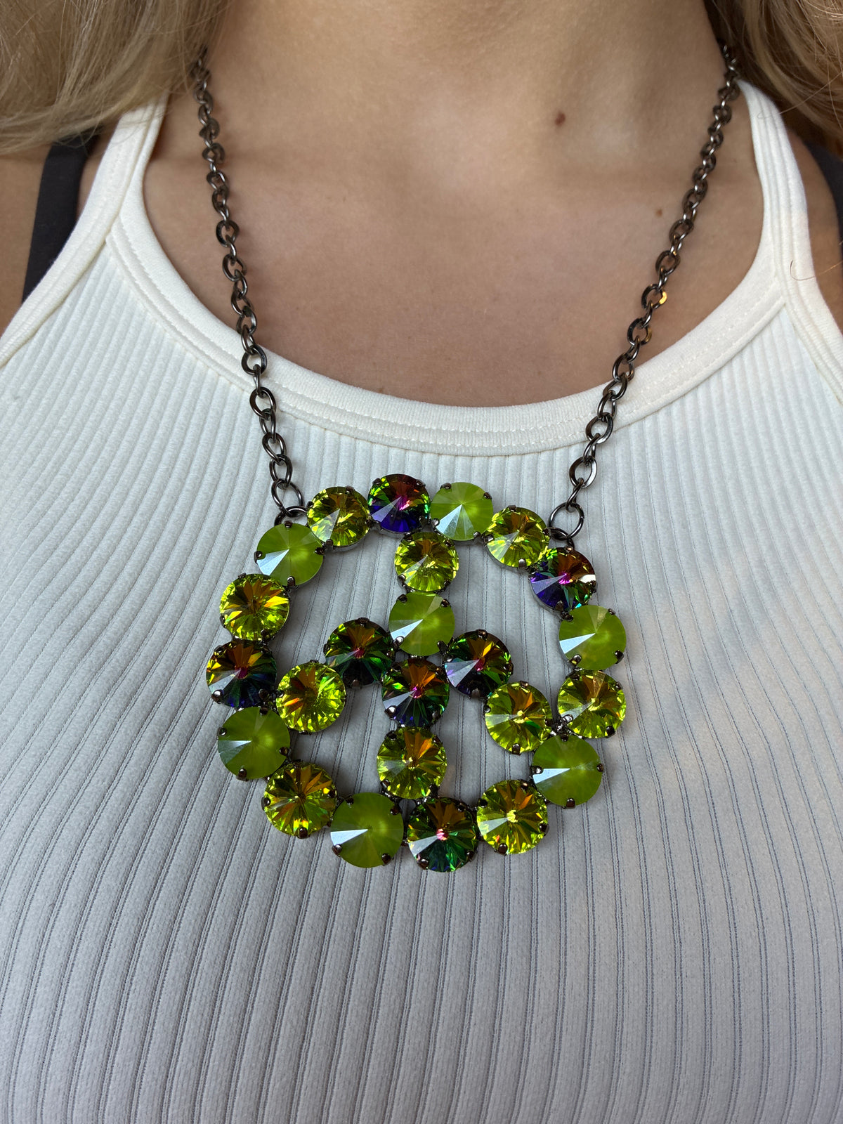Mini Lilypad Lagoon Peace Sign in Silver
