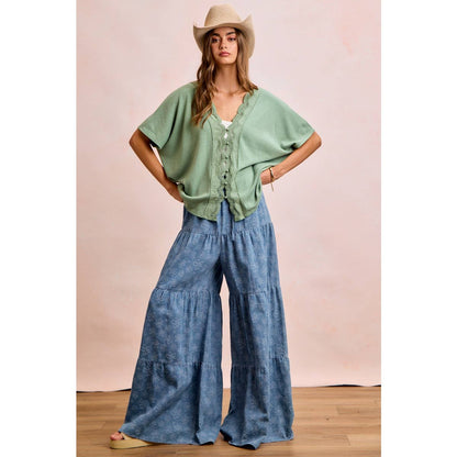 FLORAL TIERED FLARE DENIM PANTS