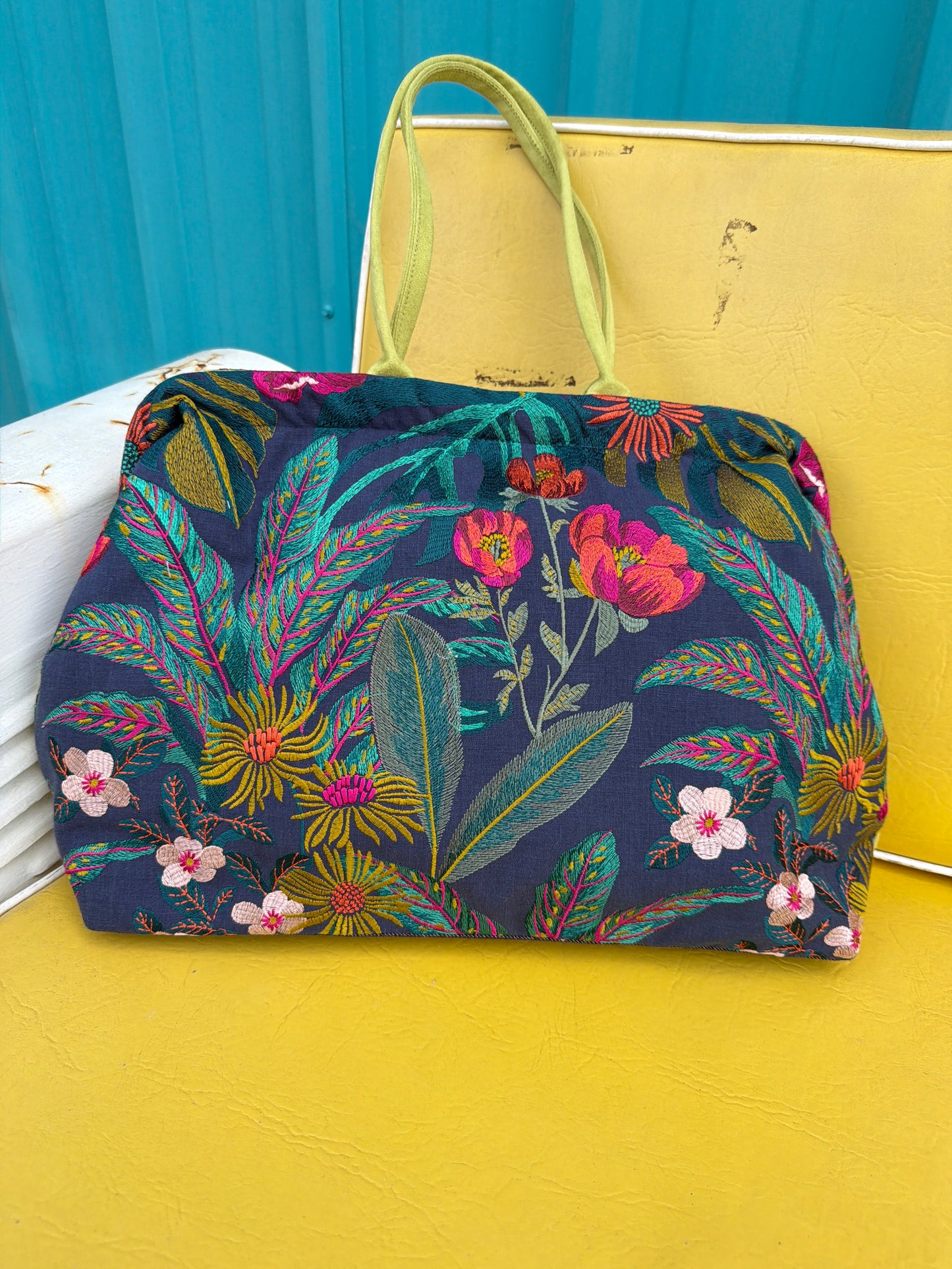 Flora Pioneer Tapestry Doctor Bag
