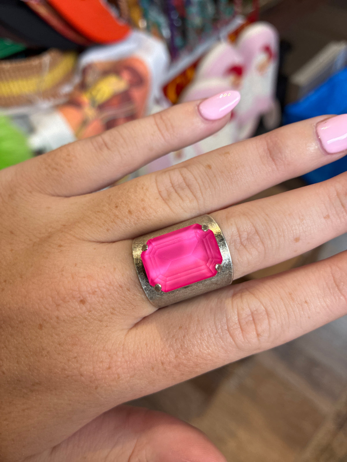 SILVER AND FUSCHIA RODDY RING