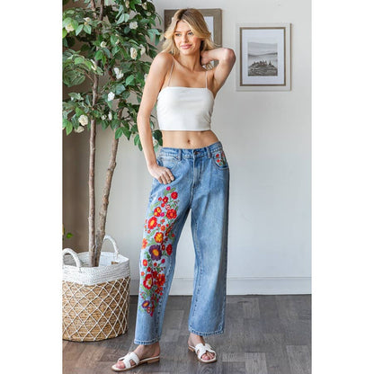 WASHED FLOWER EMBROIDERY DENIM JEANS