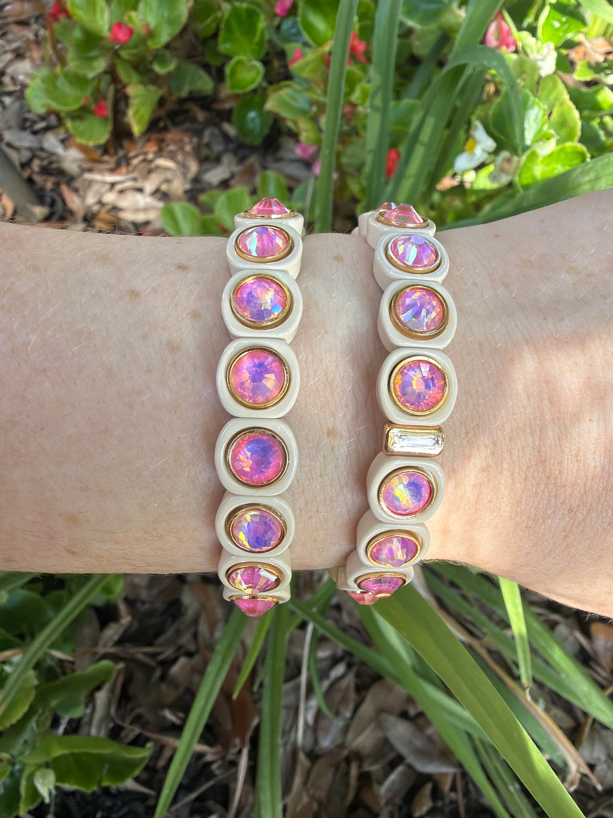 Light pink and Pink Enamel Stretch Bracelet