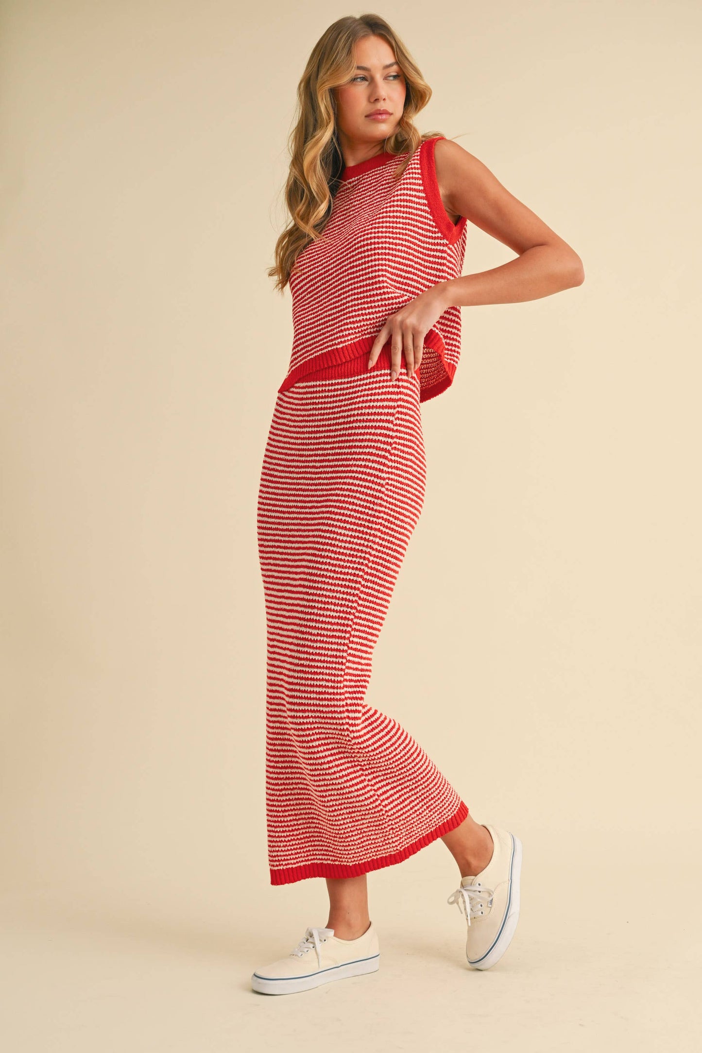 SWEATER SLEEVELESS TOP AND MAXI PENCIL SKIRT SET
