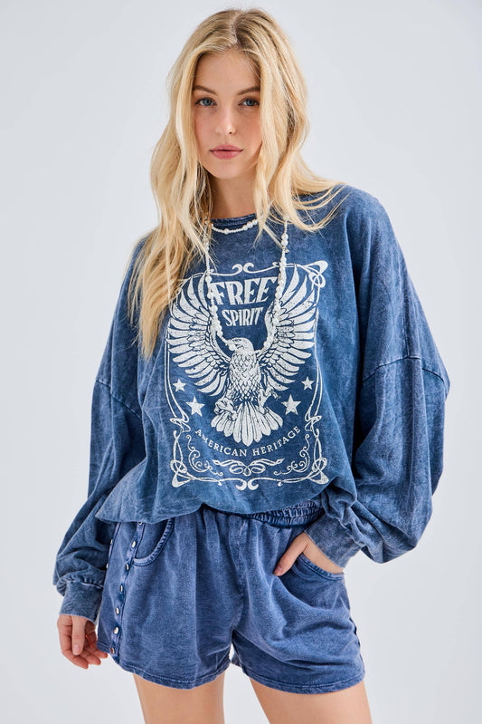 Mineral Washed Free Spirit Graphic sweatshirt