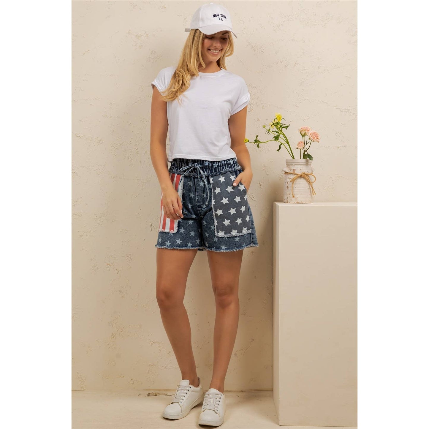 FREEDOM PATCH DENIM SHORTS