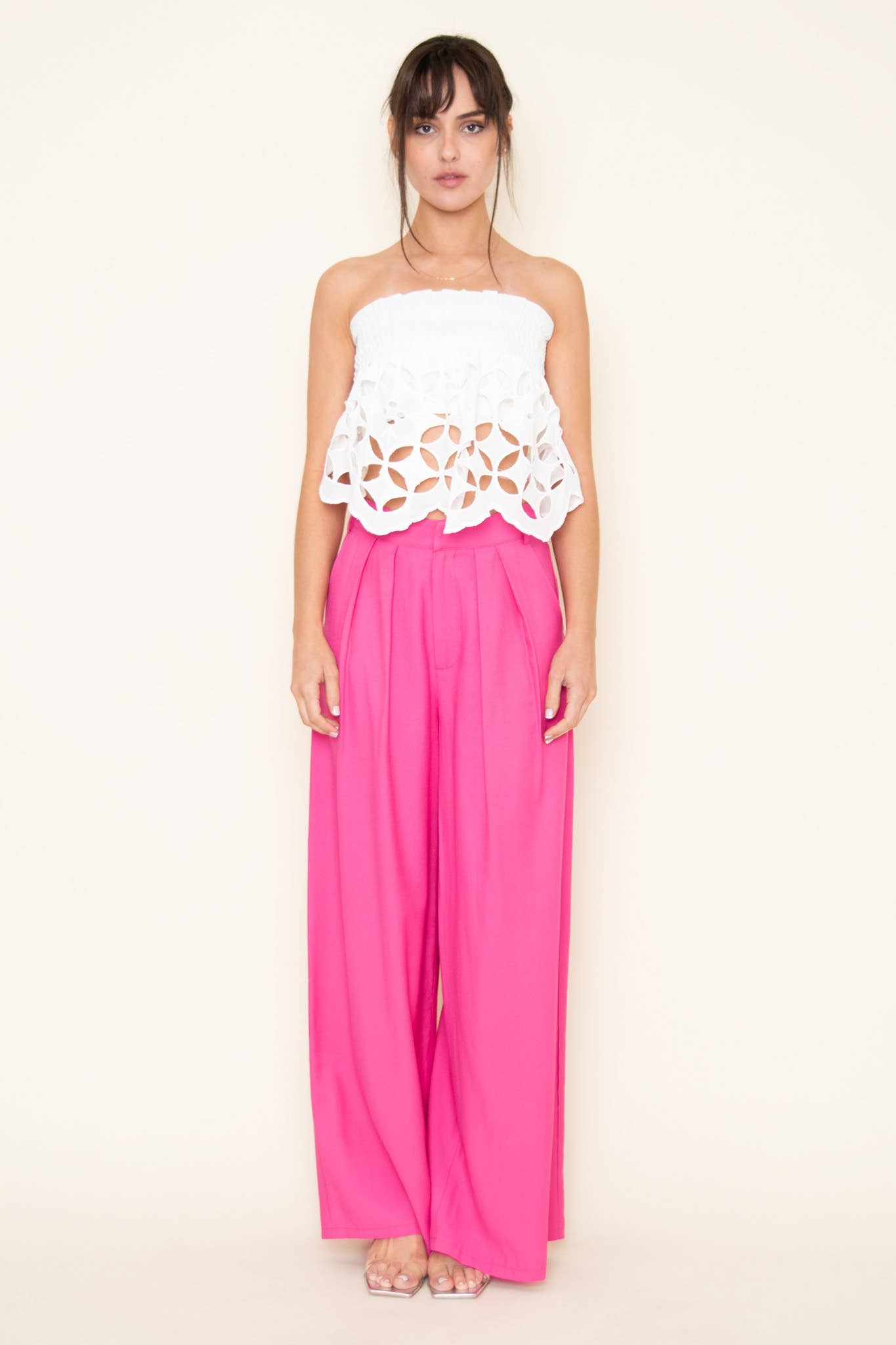 WHITE EYELET STRAPLESS TOP