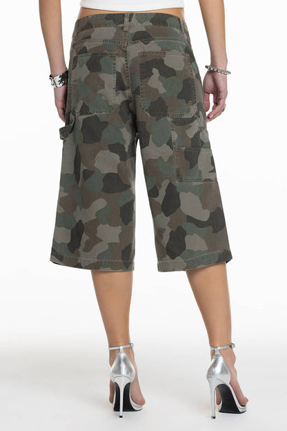 HIGH RISE BAGGY WIDE BERMUDA DENIM SHORT