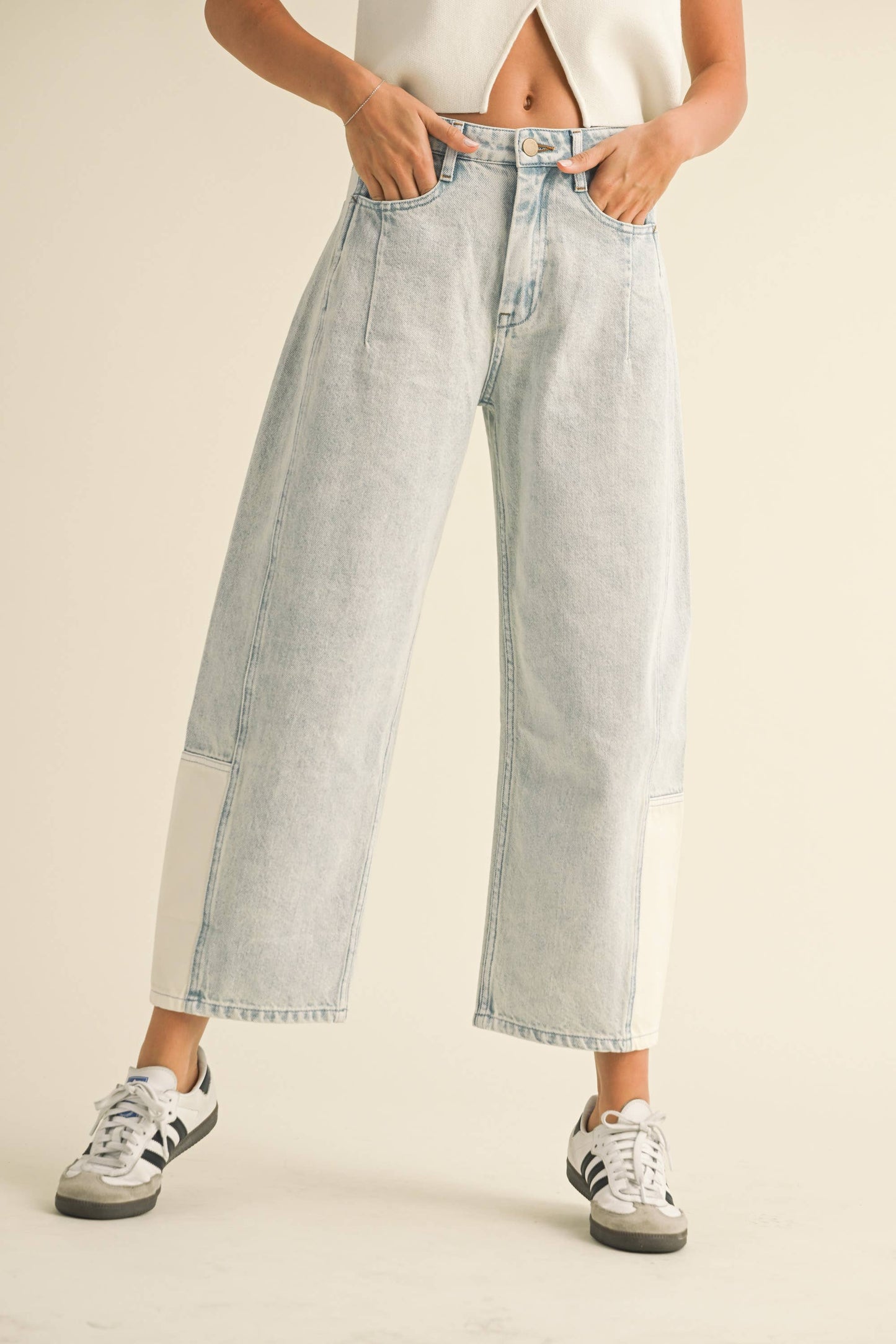 Lightwash Denim Barrel Jeans