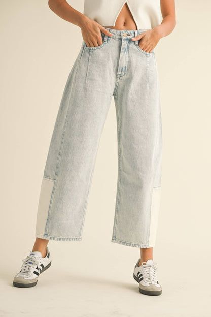 Lightwash Denim Barrel Jeans