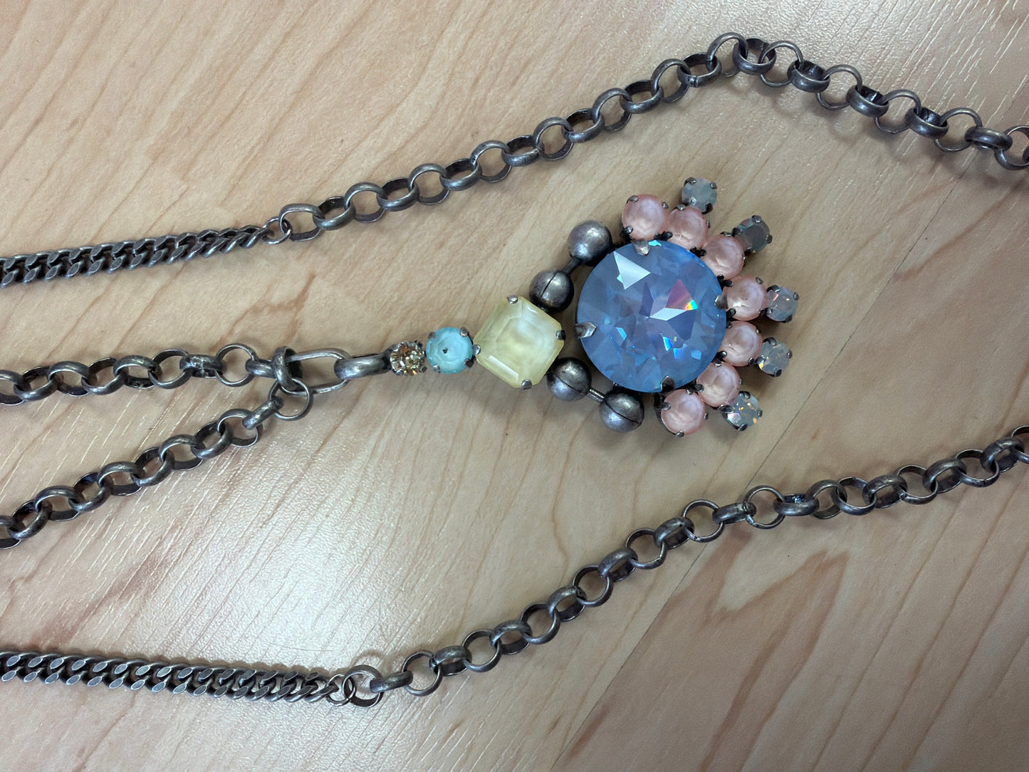 Set of two long necklaces