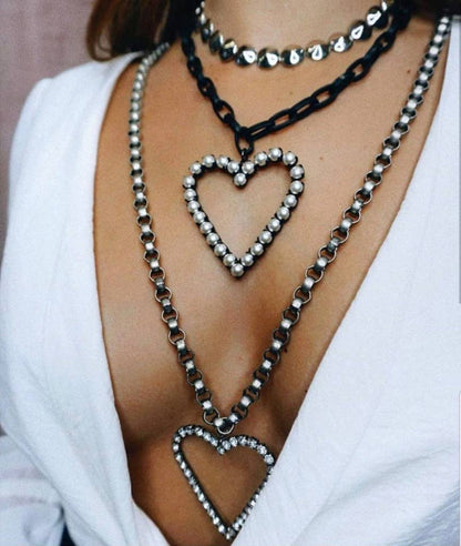 SMUTT PEARL HEART NECKLACE