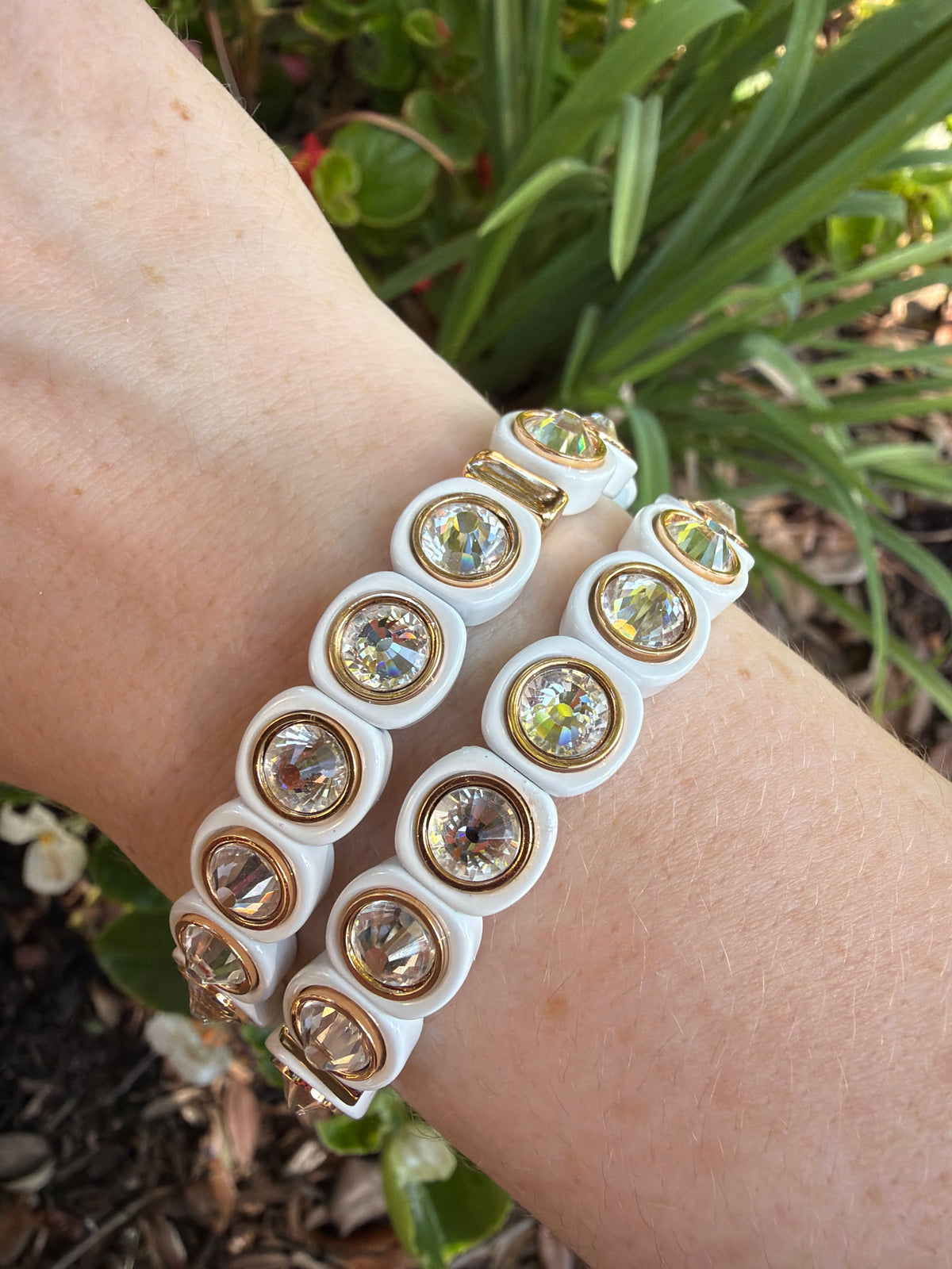 White and Clear Enamel Stretch Bracelet