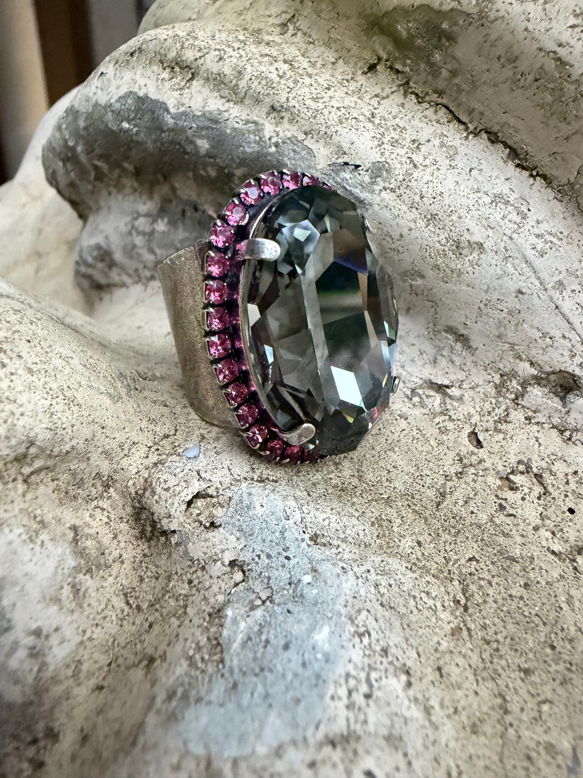 WETSTONE: Black Diamond w/ Pink trim Liz Taylor Antique Silver Ring